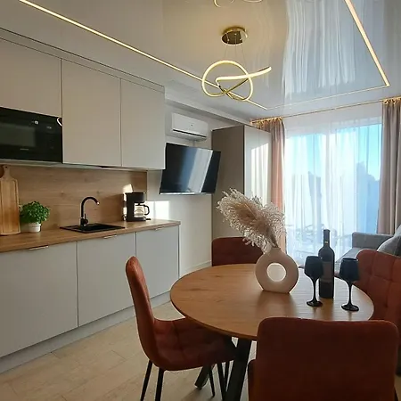 Etna Apartmanhotel 4*
